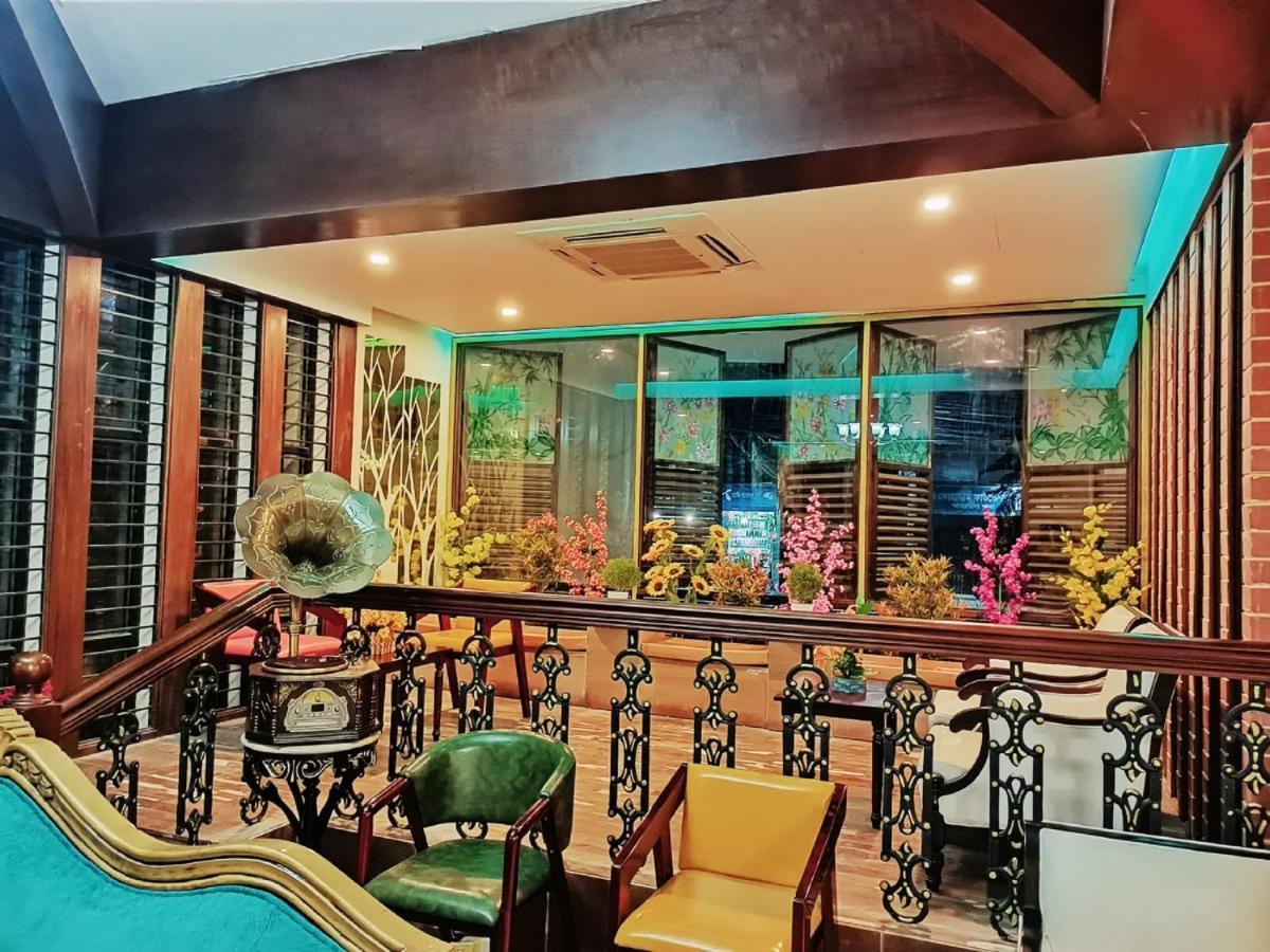 Hotel Crystal Rose - Sylhet Dış mekan fotoğraf