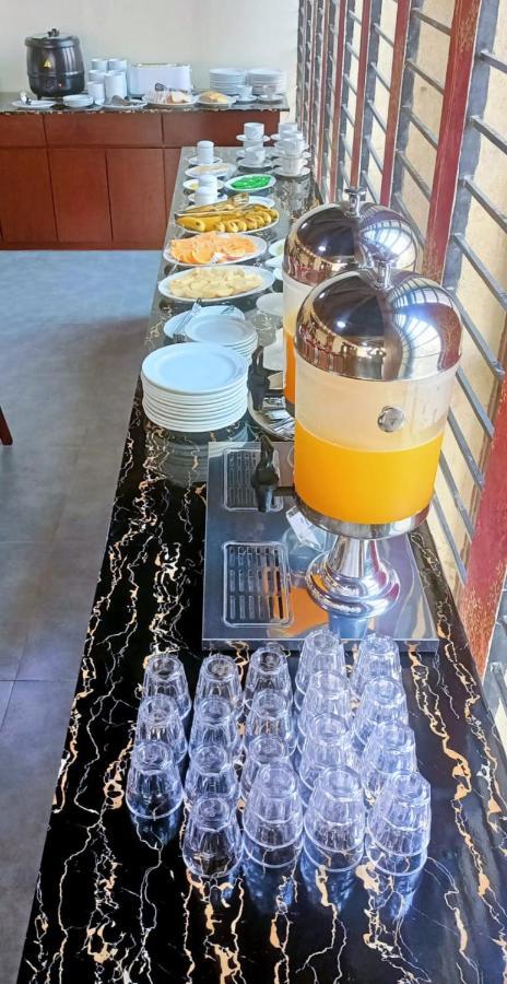 Hotel Crystal Rose - Sylhet Dış mekan fotoğraf