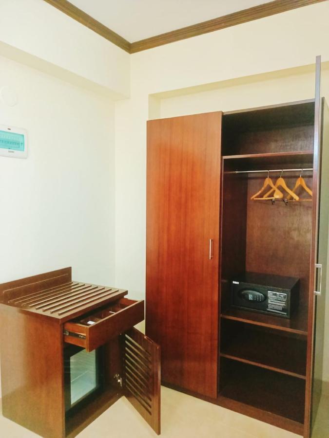 Hotel Crystal Rose - Sylhet Dış mekan fotoğraf