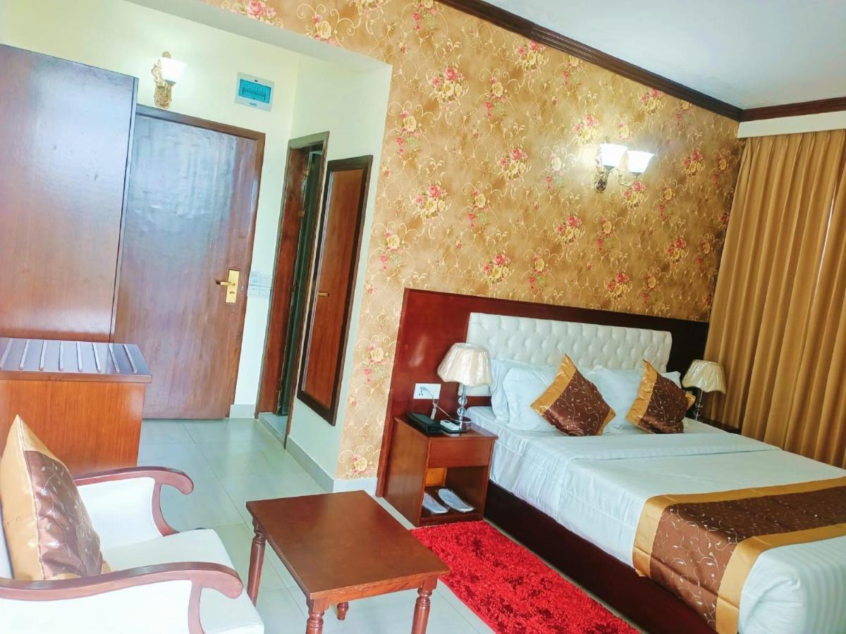 Hotel Crystal Rose - Sylhet Dış mekan fotoğraf