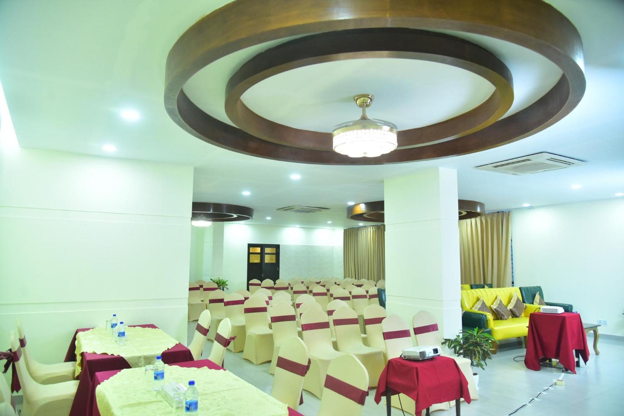 Hotel Crystal Rose - Sylhet Dış mekan fotoğraf
