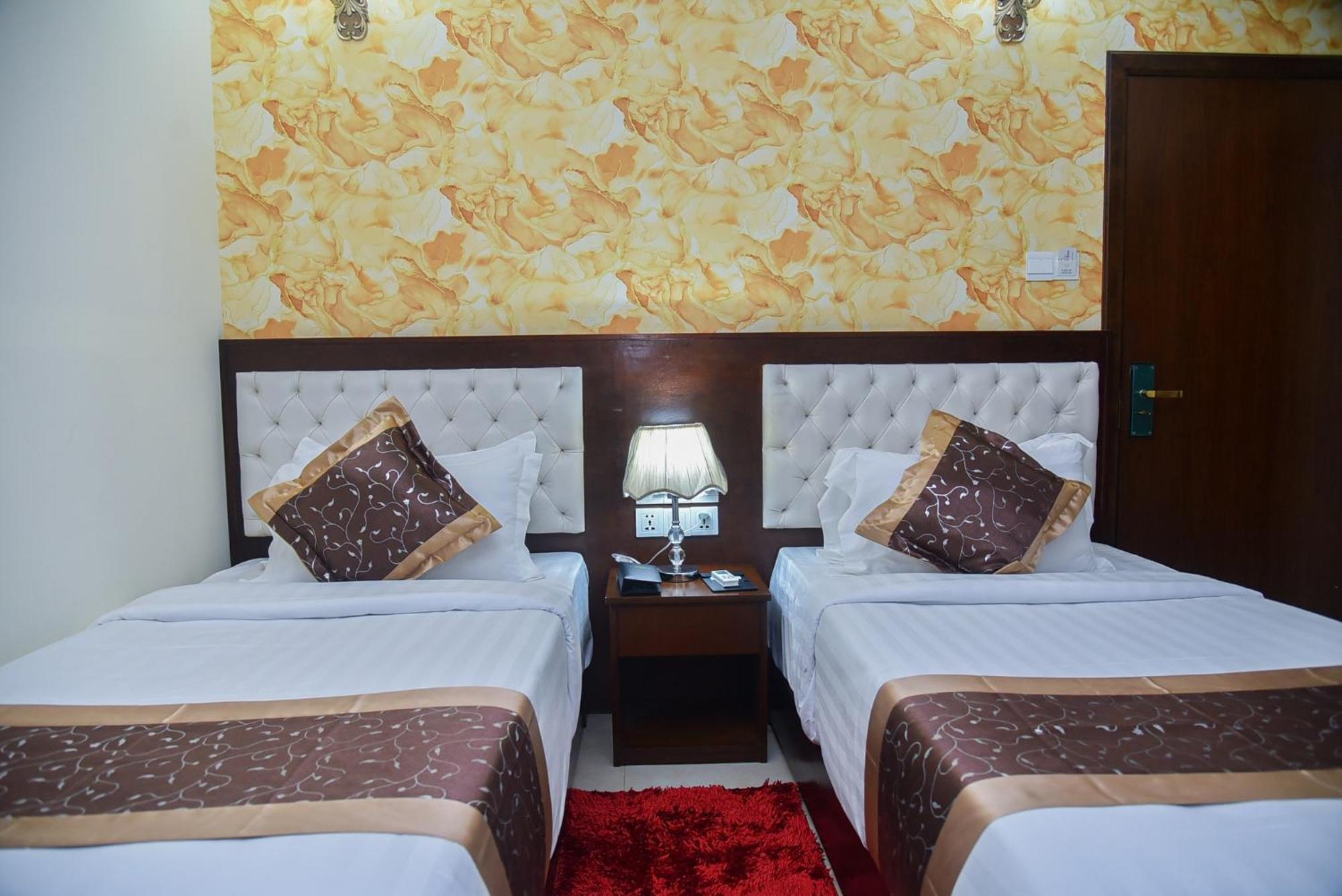 Hotel Crystal Rose - Sylhet Dış mekan fotoğraf