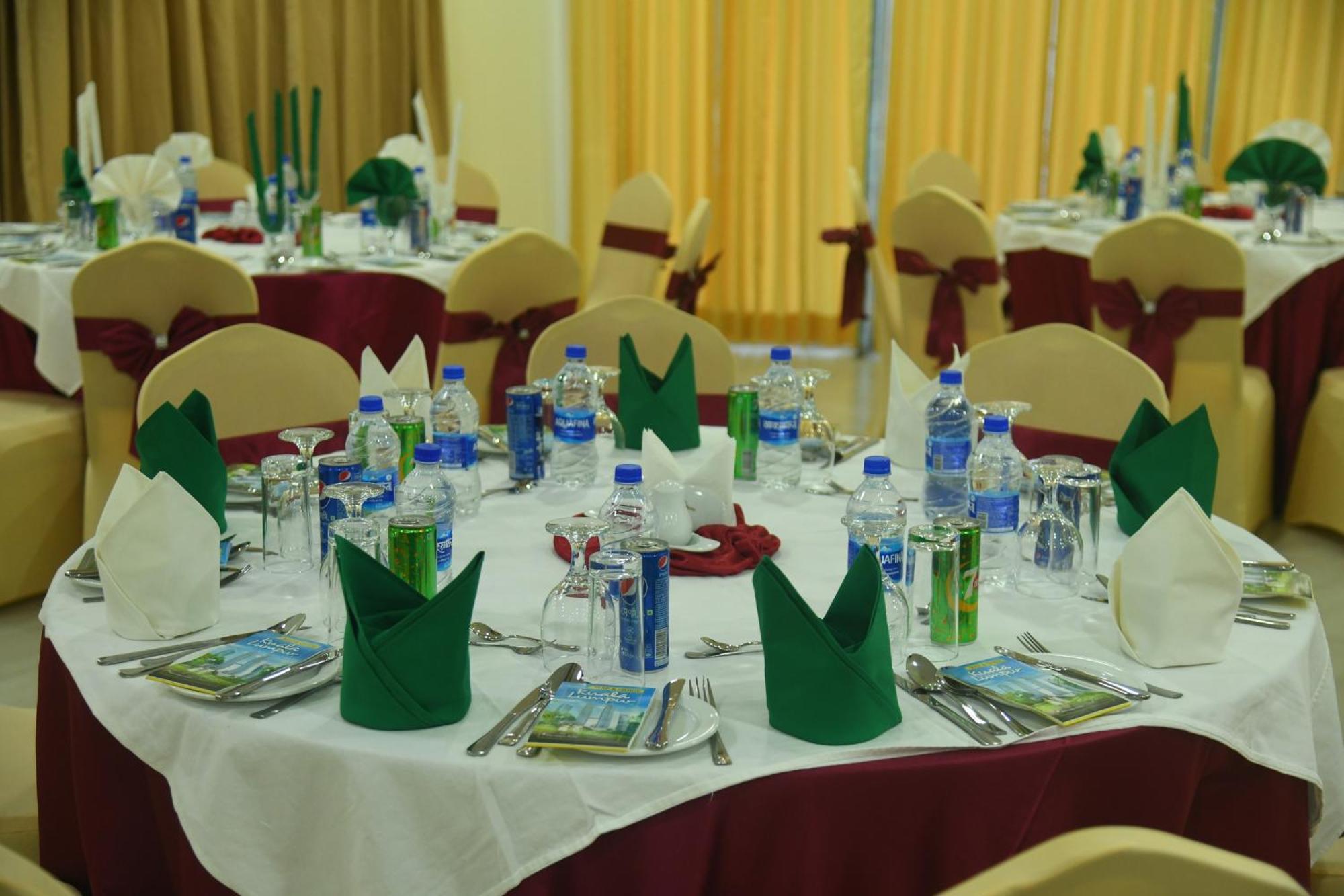 Hotel Crystal Rose - Sylhet Dış mekan fotoğraf